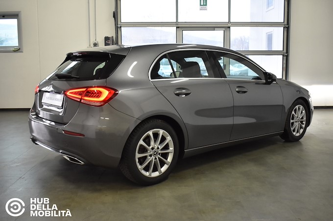 MERCEDES-BENZ A 180 d Automatic Sport